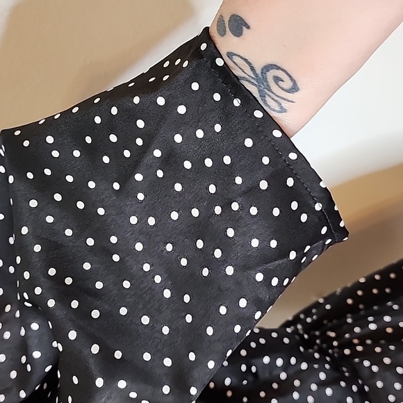 NEW Andree by Unit Silky Polka Dot Faux Wrap Deep V Neck 1/2 Sleeves Preppy - Picture 6 of 16